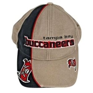 Vintage Tampa Bay Buccaneers Hat Cap Strap Back NFL Football Reebok Mens 90s